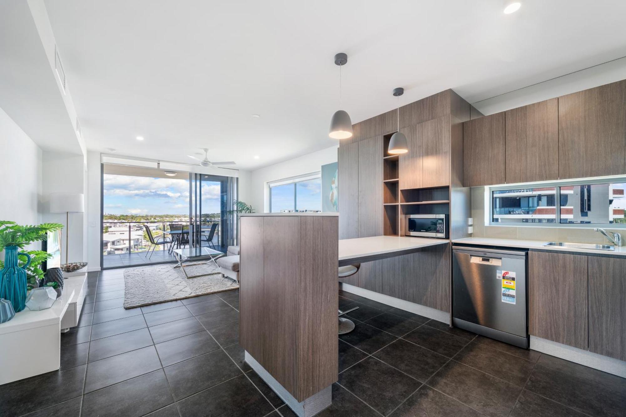 Hotel Salt At Oceanside Kawana Waters Exterior foto